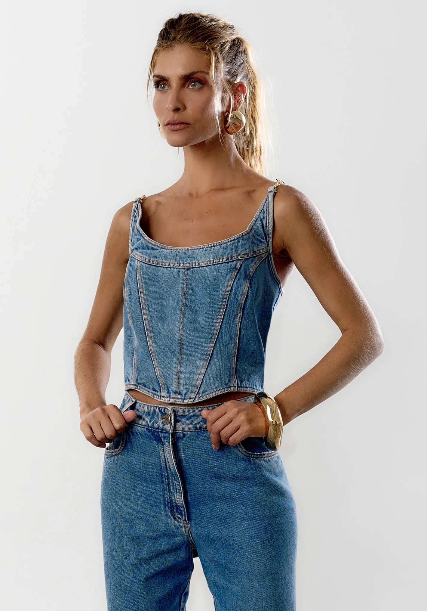 Blusa Nuvvi Jeans Strappy com Detalhes em Argola