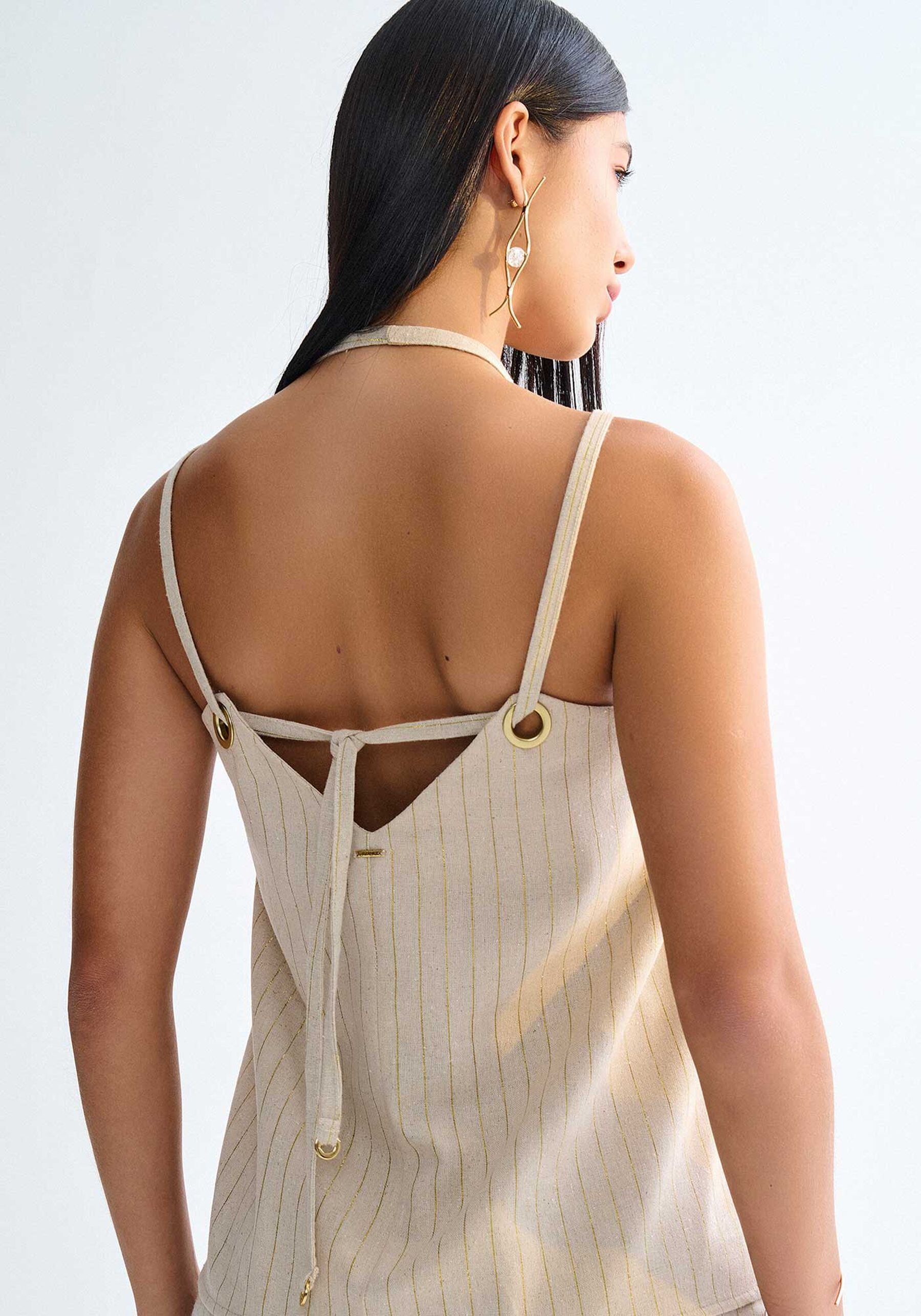 Blusa Nuvvi Alças com Ilhós Bege Risca de Giz