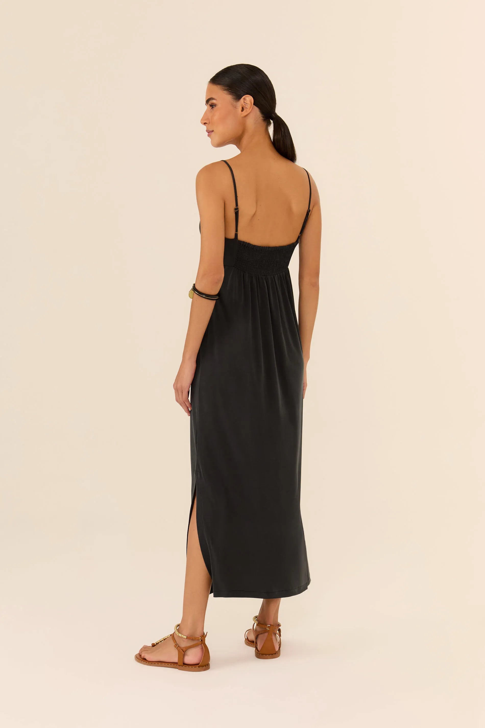 Vestido Carbono Chic