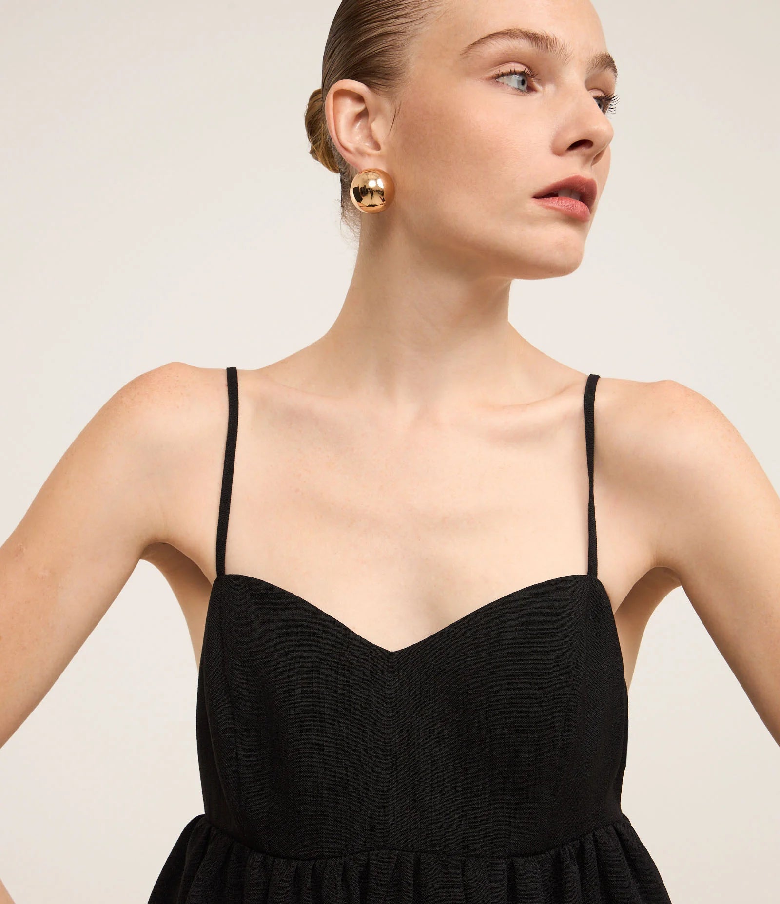 Vestido Noir Bubble