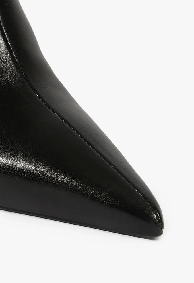 Bota Ankle Boot Sharp Elegance Preta
